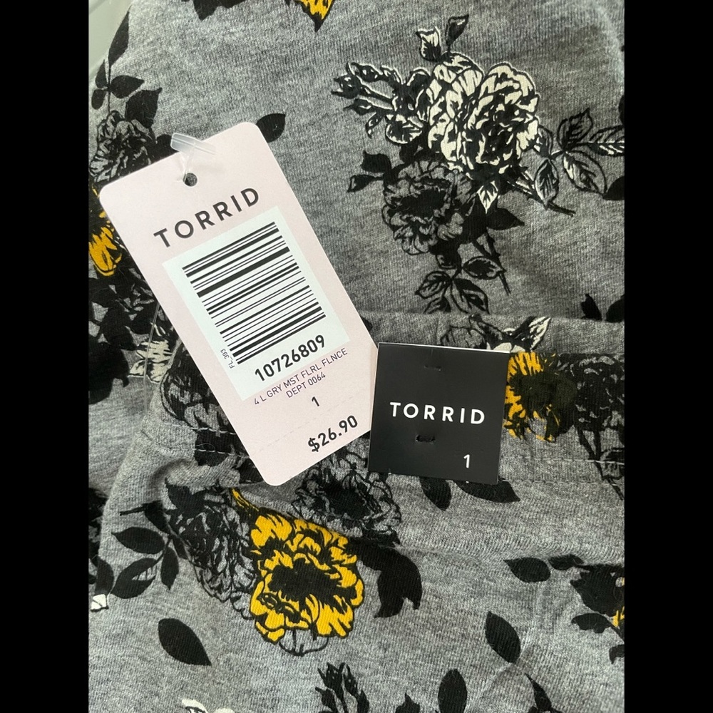 Torrid leggings New With Tags